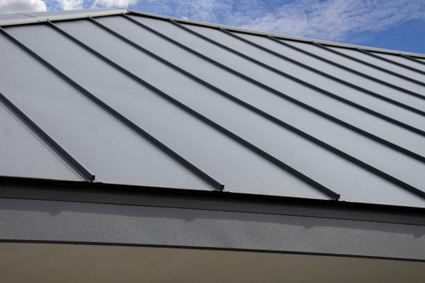 Best Commercial Roofing Services  in Delshire, OH